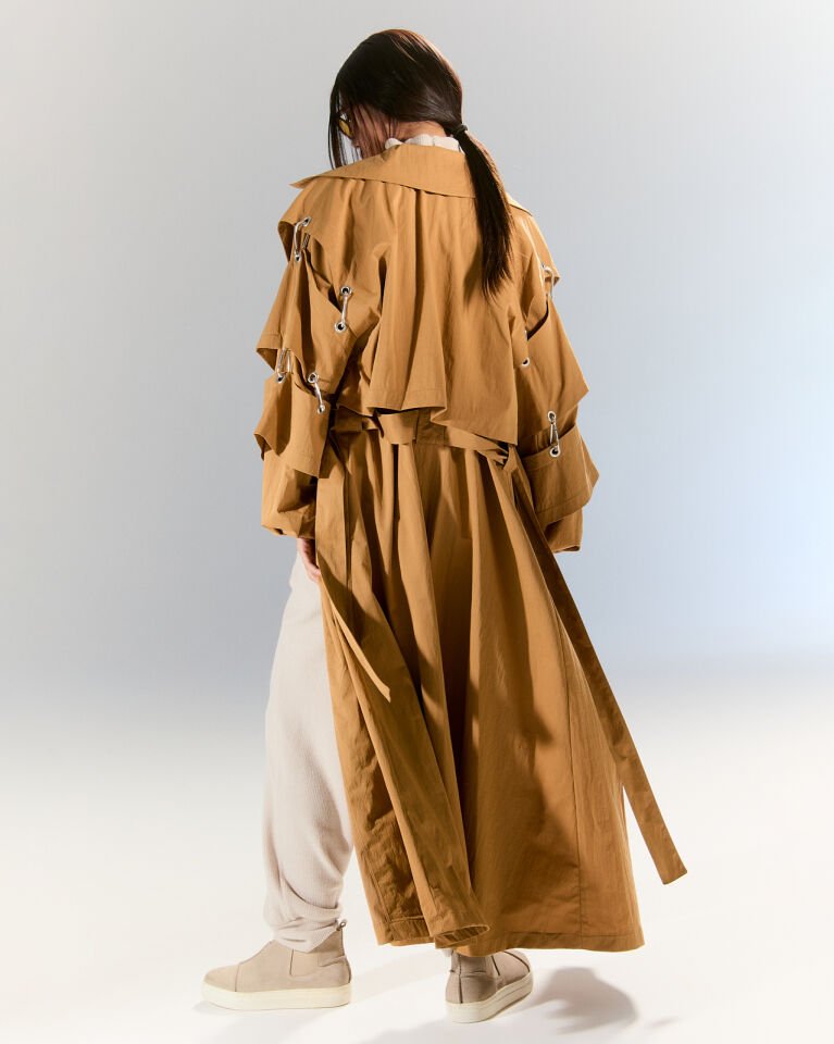 Oversize Karamel Rengi Trençkot – Mevsimlik Uzun Kadın Mont