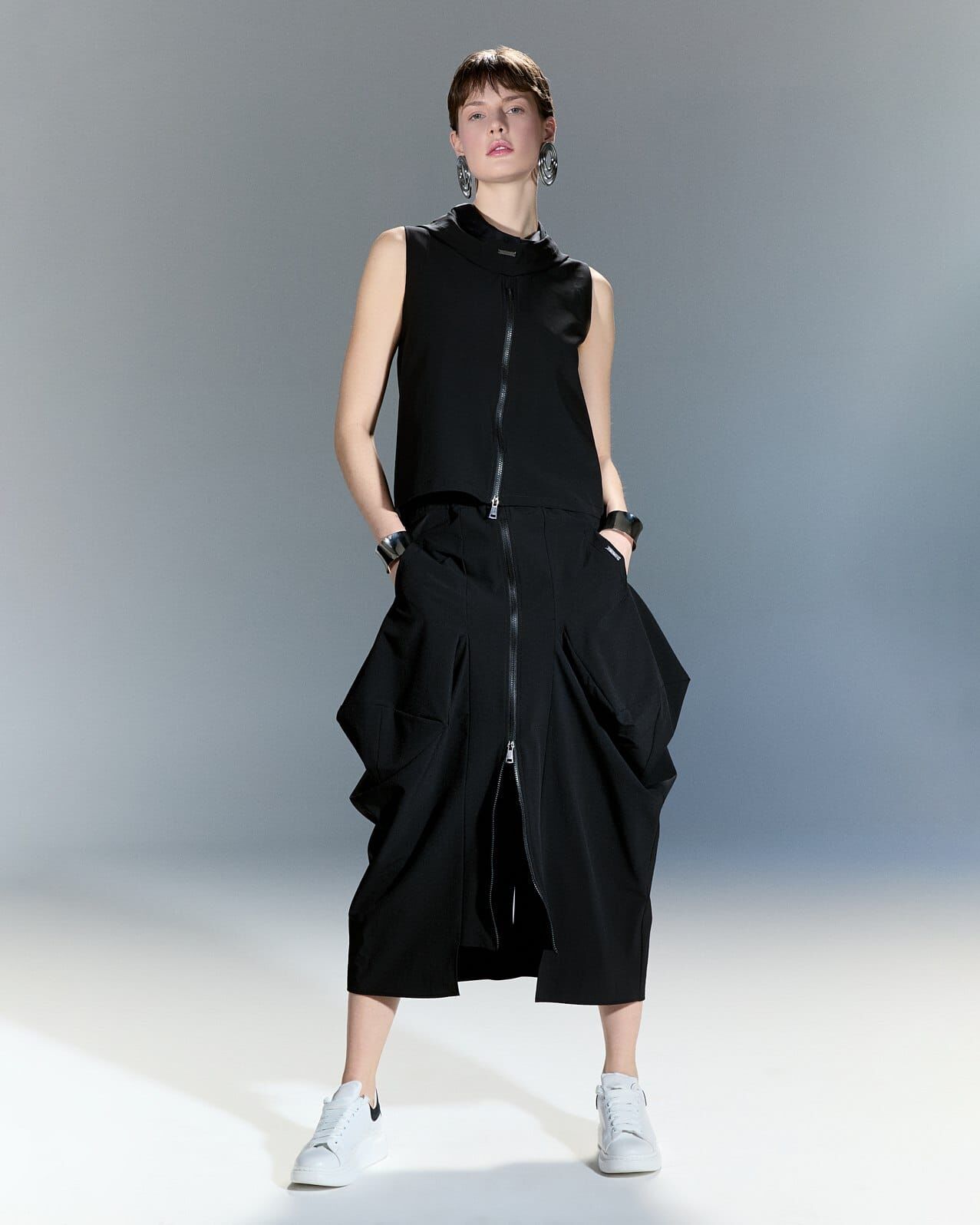 Asimetrik Drapeli Siyah Etek