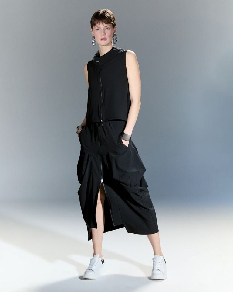 Asimetrik Drapeli Siyah Etek