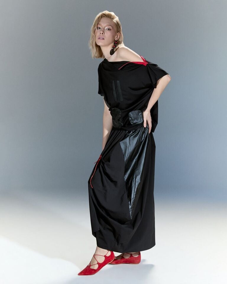 Monokrom Işıltı Etek