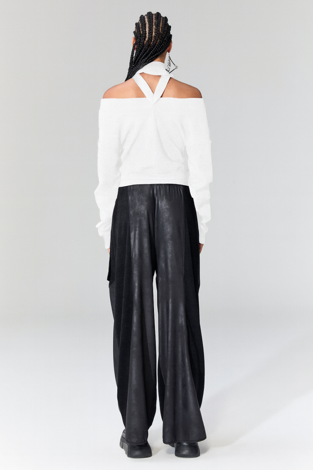 V-Yaka Bağlamalı Beyaz Crop